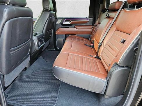 Used 2025 GMC Sierra 2500 Denali Ultimate AWD/4WD image 18