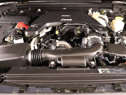 Used 2020 Jeep Gladiator Rubicon AWD/4WD image 19