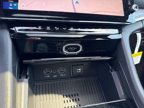 New 2026 Jeep Grand Cherokee Altitude AWD/4WD image 16