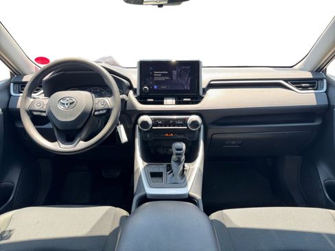 Used 2023 Toyota RAV4 LE FWD image 12