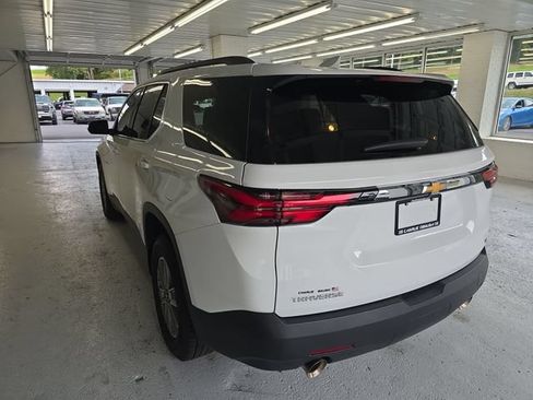 Certified 2023 Chevrolet Traverse LT FWD image 3