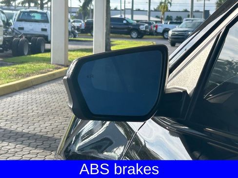 Used 2024 Chevrolet Equinox RS image 16