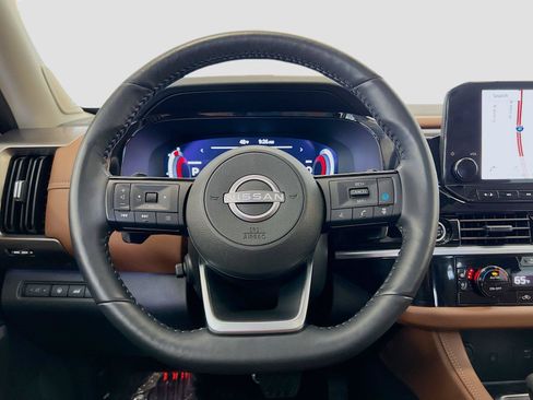 Used 2024 Nissan Pathfinder Platinum w/ Cargo Package FWD image 19