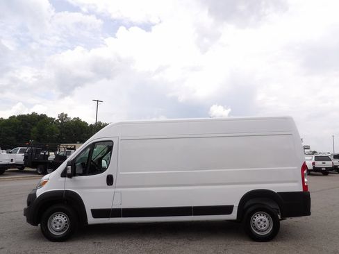 Used 2024 RAM ProMaster 2500 w/ Convenience Group FWD image 56