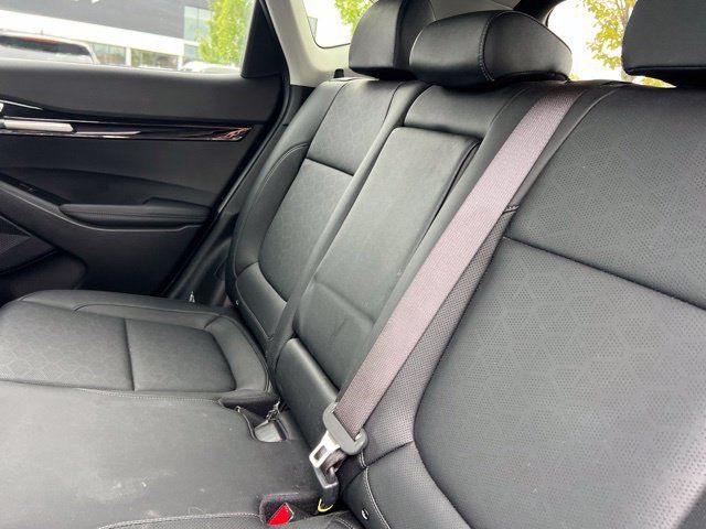 Certified 2025 Kia Seltos EX w/ EX Sunroof Package FWD image 30