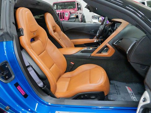 Used 2015 Chevrolet Corvette Z06 w/ 3LZ Preferred Equipment Group image 32