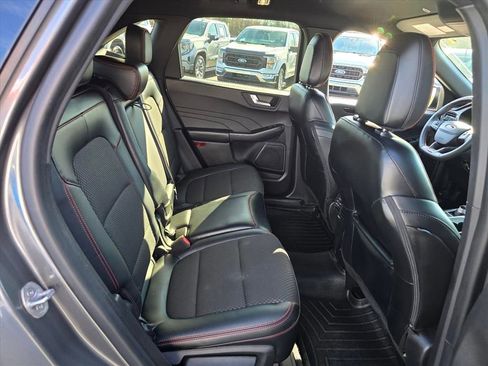Used 2023 Ford Escape ST-Line Select AWD/4WD image 11