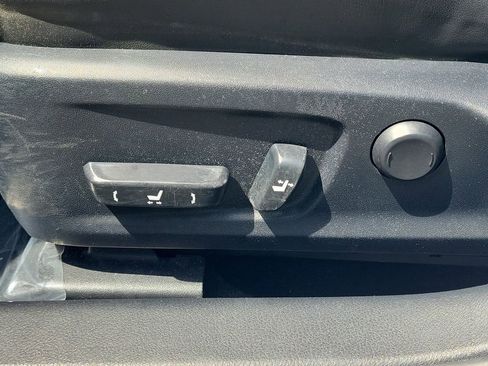 Used 2016 Lexus IS 200t RWD image 19