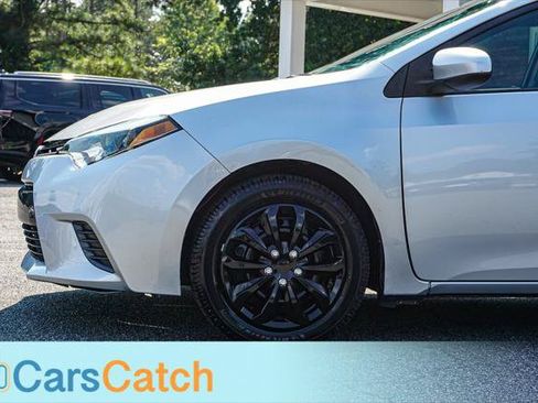 Used 2015 Toyota Corolla LE FWD image 14