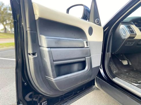Used 2020 Land Rover Range Rover Sport HSE image 17