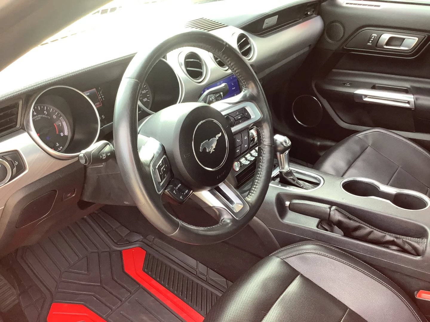 Used 2022 Ford Mustang Premium RWD image 18