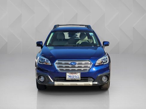Used 2016 Subaru Outback 2.5i Limited image 2