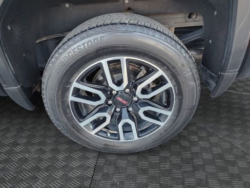 Used 2019 GMC Sierra 1500 AT4 w/ AT4 Premium Package image 23