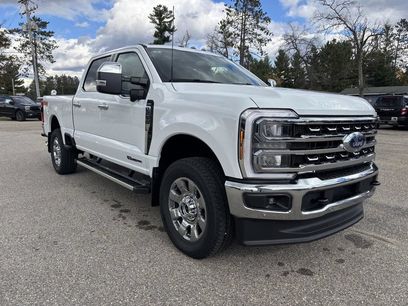 New 2026 Ford F250 Lariat w/ Lariat Premium Package