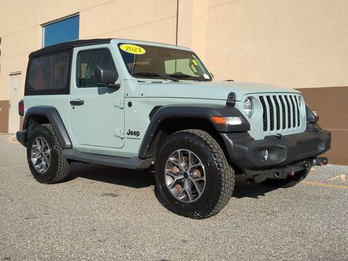 Used 2024 Jeep Wrangler Sport S image 2
