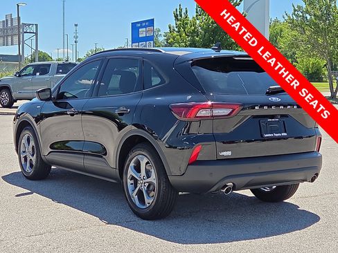 Used 2025 Ford Escape ST-Line w/ Tech Pack #1 FWD image 4