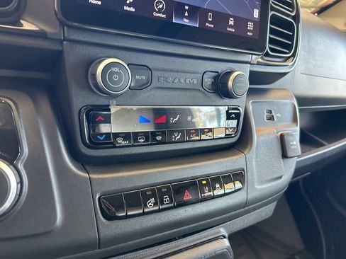 Used 2024 RAM ProMaster 3500 w/ Delivery Van Package FWD image 42
