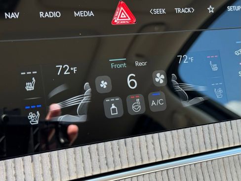 New 2026 Genesis GV80 2.5T Advanced image 38