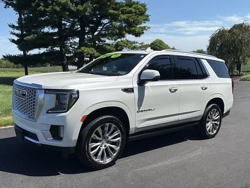 Used 2022 GMC Yukon Denali w/ Denali Ultimate Package AWD/4WD image 1