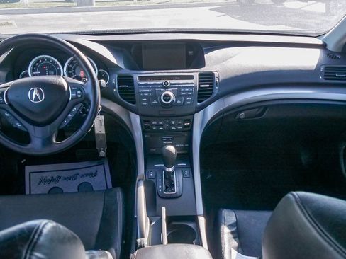Used 2010 Acura TSX Sedan image 25