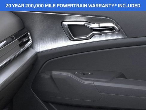New 2025 Kia Sportage LX image 25