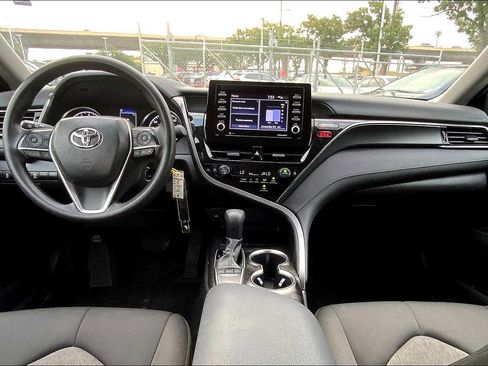 Used 2024 Toyota Camry LE FWD image 15