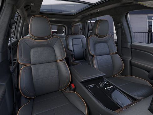 New 2025 Lincoln Aviator Black Label image 10