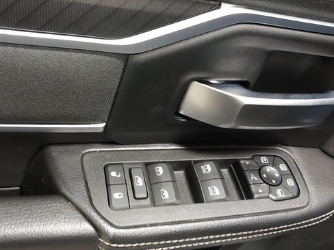 Used 2026 RAM 2500 Big Horn AWD/4WD image 25