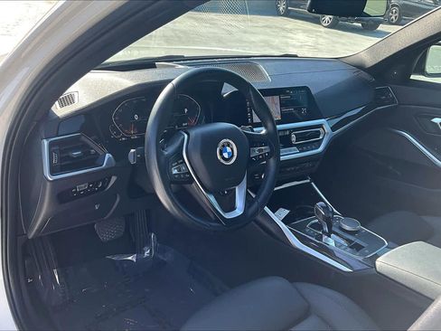 Used 2019 BMW 330i Sedan image 16