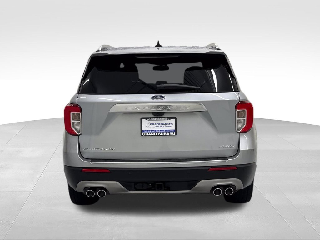 Used 2023 Ford Explorer Platinum AWD/4WD image 5