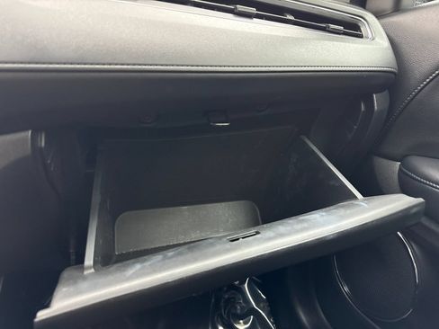 Used 2018 Honda HR-V EX-L image 32