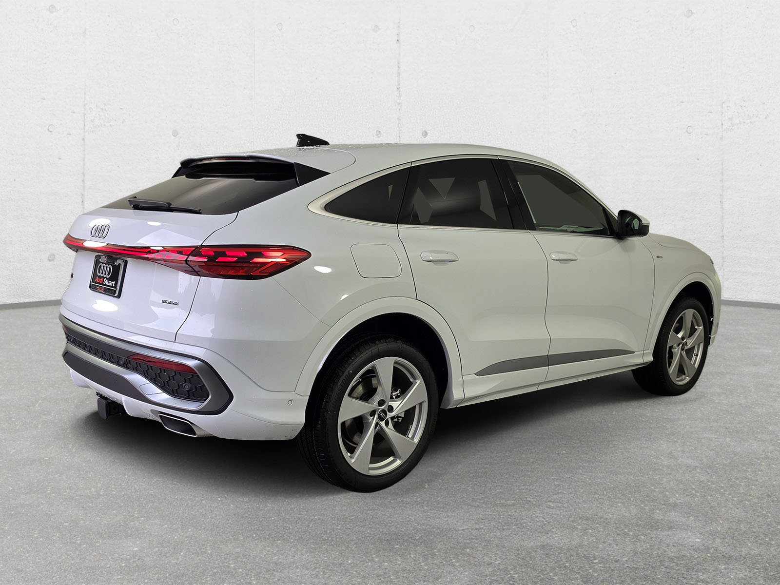 New 2026 Audi Q5 Premium Plus AWD/4WD image 6
