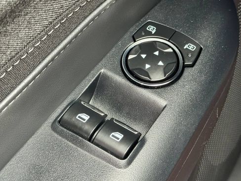 Used 2024 Ford Mustang Coupe RWD image 25
