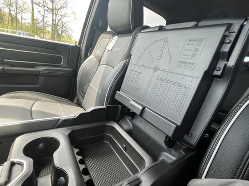 New 2026 RAM 2500 Laramie AWD/4WD image 25