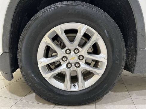Used 2018 Chevrolet Traverse LT FWD image 29
