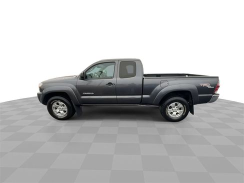 Used 2011 Toyota Tacoma 4x4 Access Cab V6 image 5