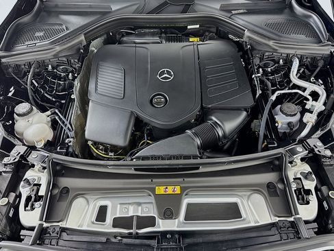 New 2026 Mercedes-Benz GLC 300 image 10
