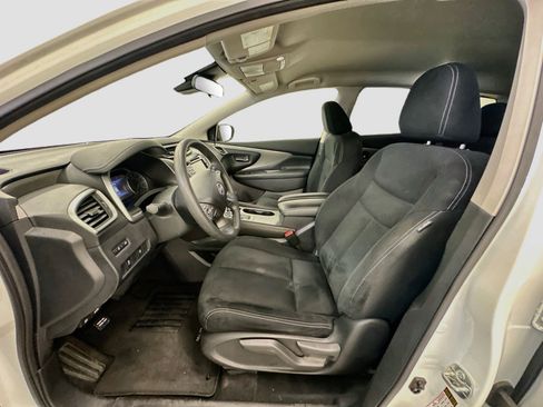 Used 2023 Nissan Murano S AWD/4WD image 13