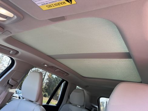 Used 2023 Volvo XC90 B5 Core w/ Protection Package Premier image 17