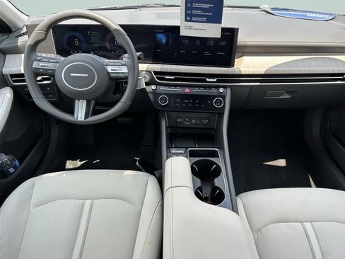 Used 2025 Hyundai Sonata SEL FWD image 17