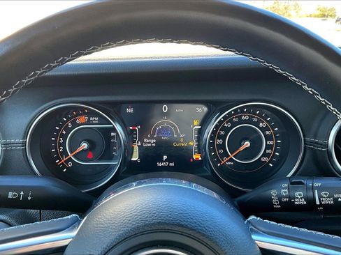 Certified 2023 Jeep Wrangler Sahara w/ Cold Weather Group image 10