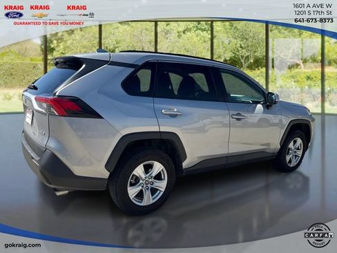 Used 2019 Toyota RAV4 XLE FWD image 5