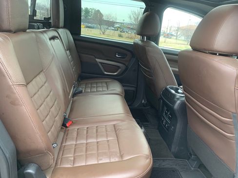 Used 2020 Nissan Titan Platinum Reserve w/ Moonroof Package image 31