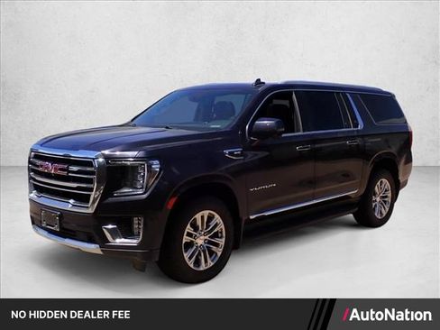 Used 2023 GMC Yukon XL SLT w/ SLT Luxury Package AWD/4WD image 1
