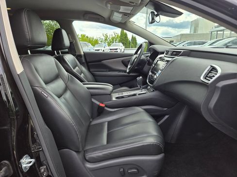 Used 2023 Nissan Murano SV w/ SV Midnight Edition Package AWD/4WD image 11