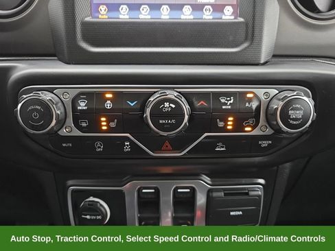 Used 2022 Jeep Wrangler Sport AWD/4WD image 35