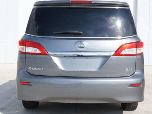 Used 2016 Nissan Quest SV image 12