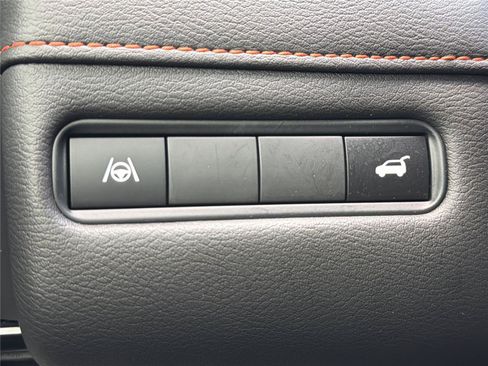 Used 2025 Nissan Armada PRO-4X AWD/4WD image 12