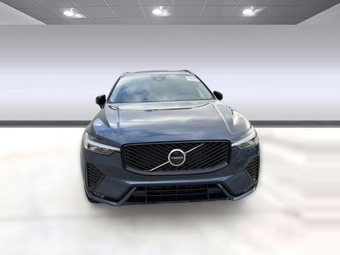 New 2026 Volvo XC60 B5 Core w/ Climate Package image 6