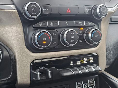 Used 2019 RAM 1500 Laramie image 24